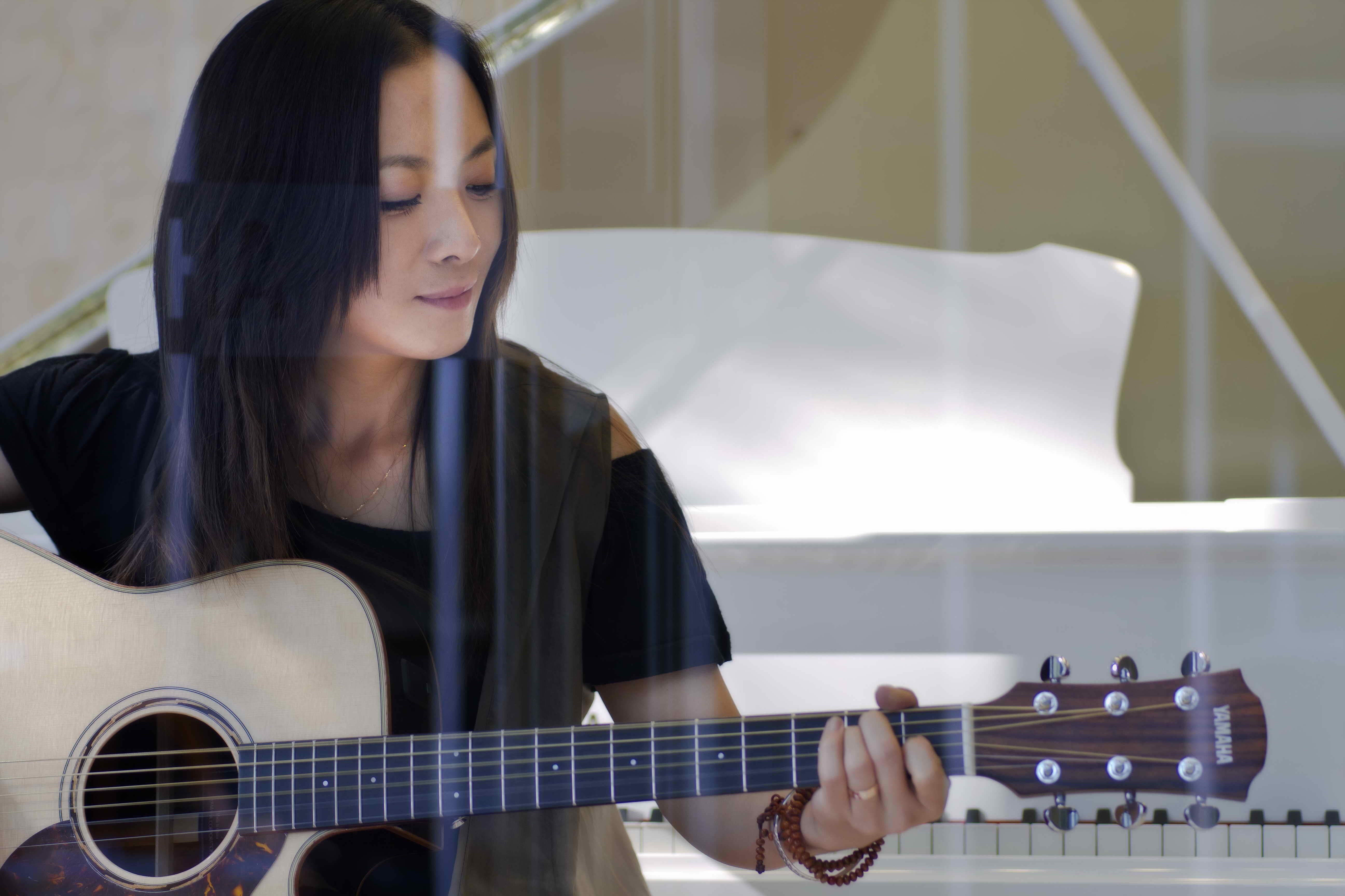 李漠簽約雅馬哈并代言雅馬哈吉他 