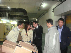 香港通利琴行一行參觀雅馬哈在華工廠