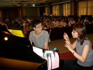 濰坊舉行雅馬哈鋼琴展示會 