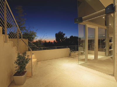 新款上市:NS-AW592/NS-AW392,室外用2聲道音箱