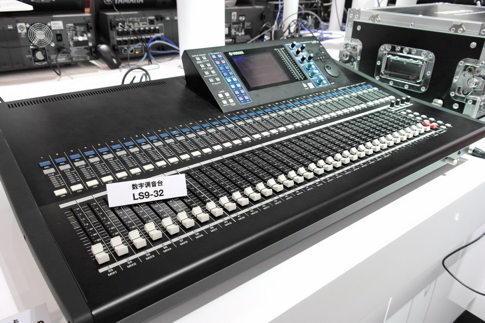 雅馬哈專業音響新產品亮相PALM EXPO 2013展會 