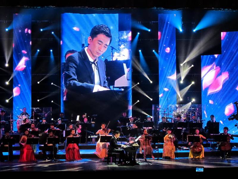 廣州梅蘭流行交響樂團(tuán)——DM2000 結(jié)合 Dante 網(wǎng)絡(luò)音頻技術(shù)助力首演成功