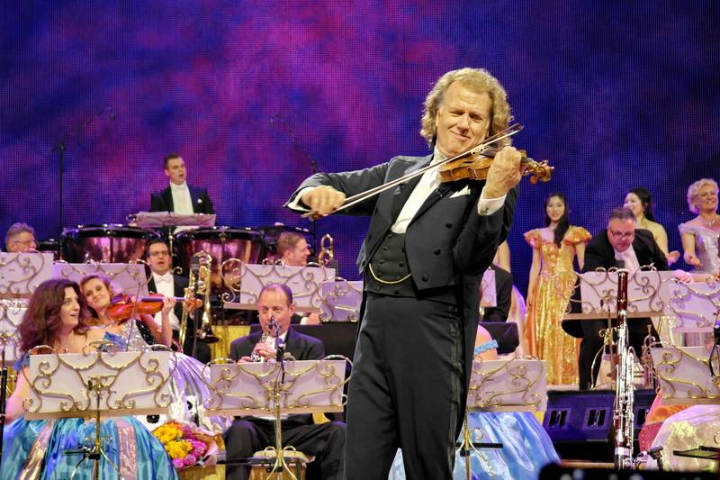 上海梅賽德斯·奔馳文化中心——PM5D數字調音臺與安德烈·里歐的古典音樂盛宴