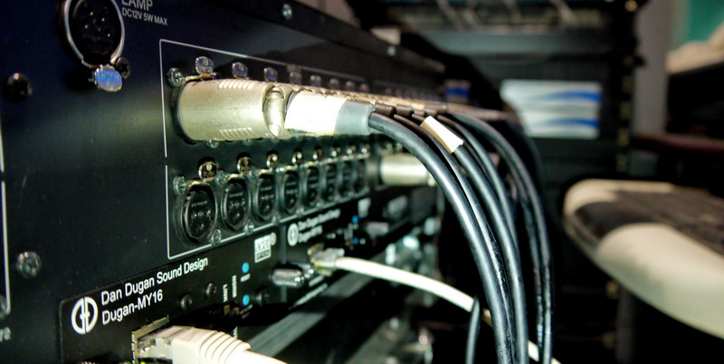 江蘇衛(wèi)視“非誠勿擾”節(jié)目——Dugan-MY16自動混音卡參與談話類現(xiàn)場演播節(jié)目的錄制