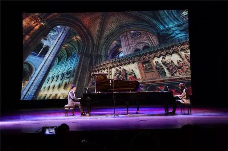 翟實、娜塔莉亞·圖魯麗