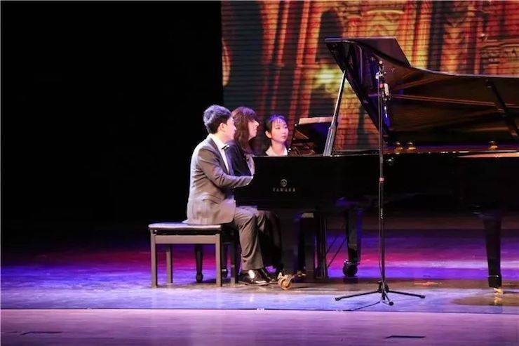 娜塔莉亞·圖魯麗