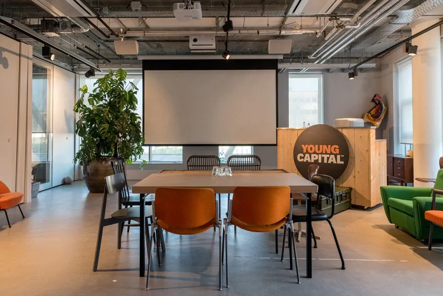 案例 | YoungCapital人力資源公司采用雅馬哈網絡音頻系統