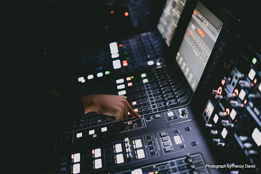 RIVAGE PM10為新加坡屢獲殊榮的多感官作品混音