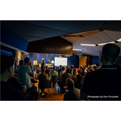 傳奇色彩的Wisseloord Studio主辦RIVAGE混音大師班