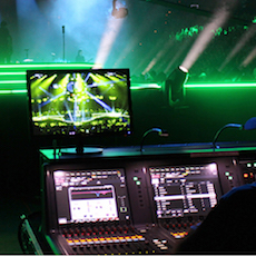 Carrie Underwood 巡回演唱會(huì)——CLAIR 國(guó)際率先使用雅馬哈PM10調(diào)音臺(tái)