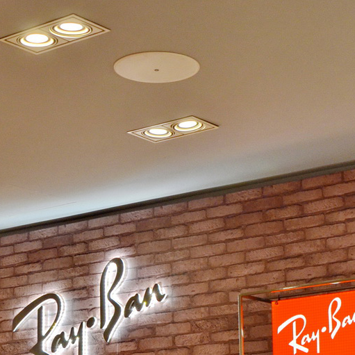 Ray?Ban 宏伊國際廣場(chǎng)店——雅馬哈 CIS 商用安裝系統(tǒng)的經(jīng)典應(yīng)用