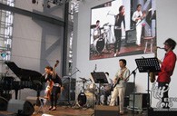 雅馬哈鋼琴亮相世博會(huì)日本產(chǎn)業(yè)館 